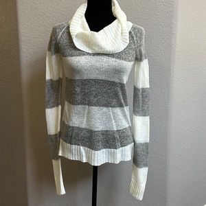 BCX Knitted Turtleneck Sweater Size Medium
